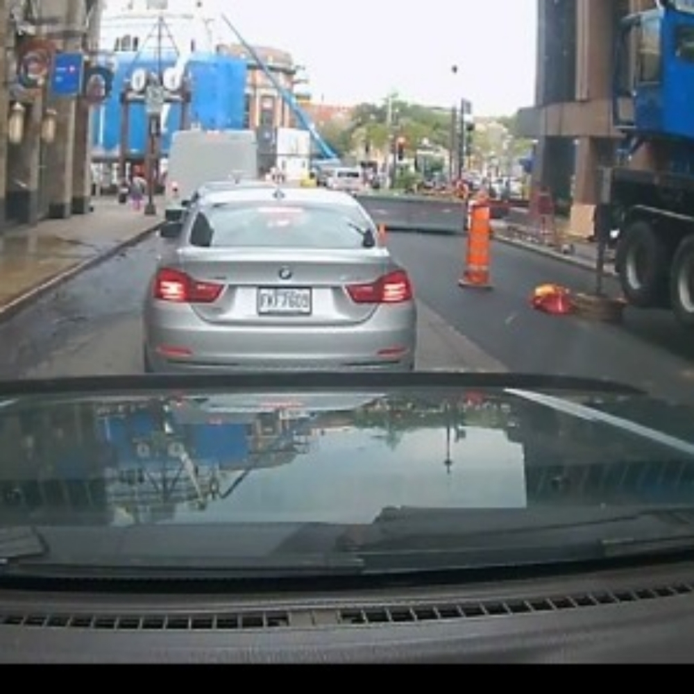 Car Video Monitor Auto Rear View Mirror LCD Screen - Picture 7 of 8